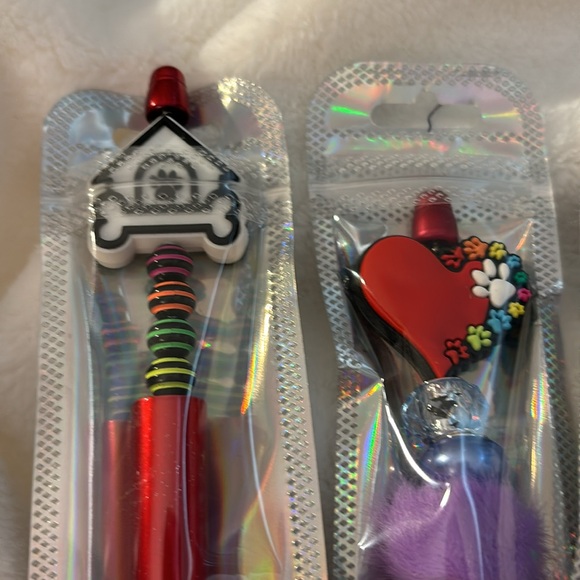 Homemade bead ink  pens  with dog 🐶 different sayings on them $6 for each one - Picture 9 of 9